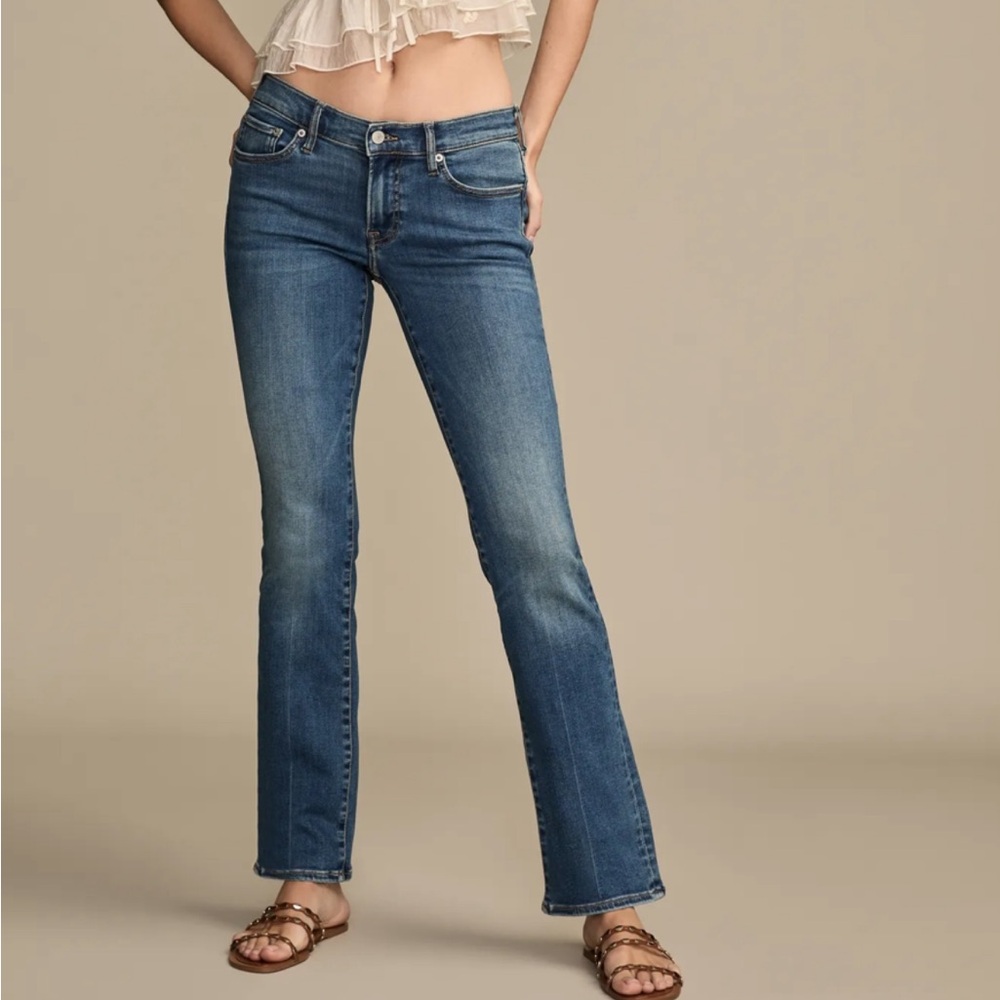 Lucky Brand Sweet Mid Rise Bootcut Jeans Size 6 / 28A